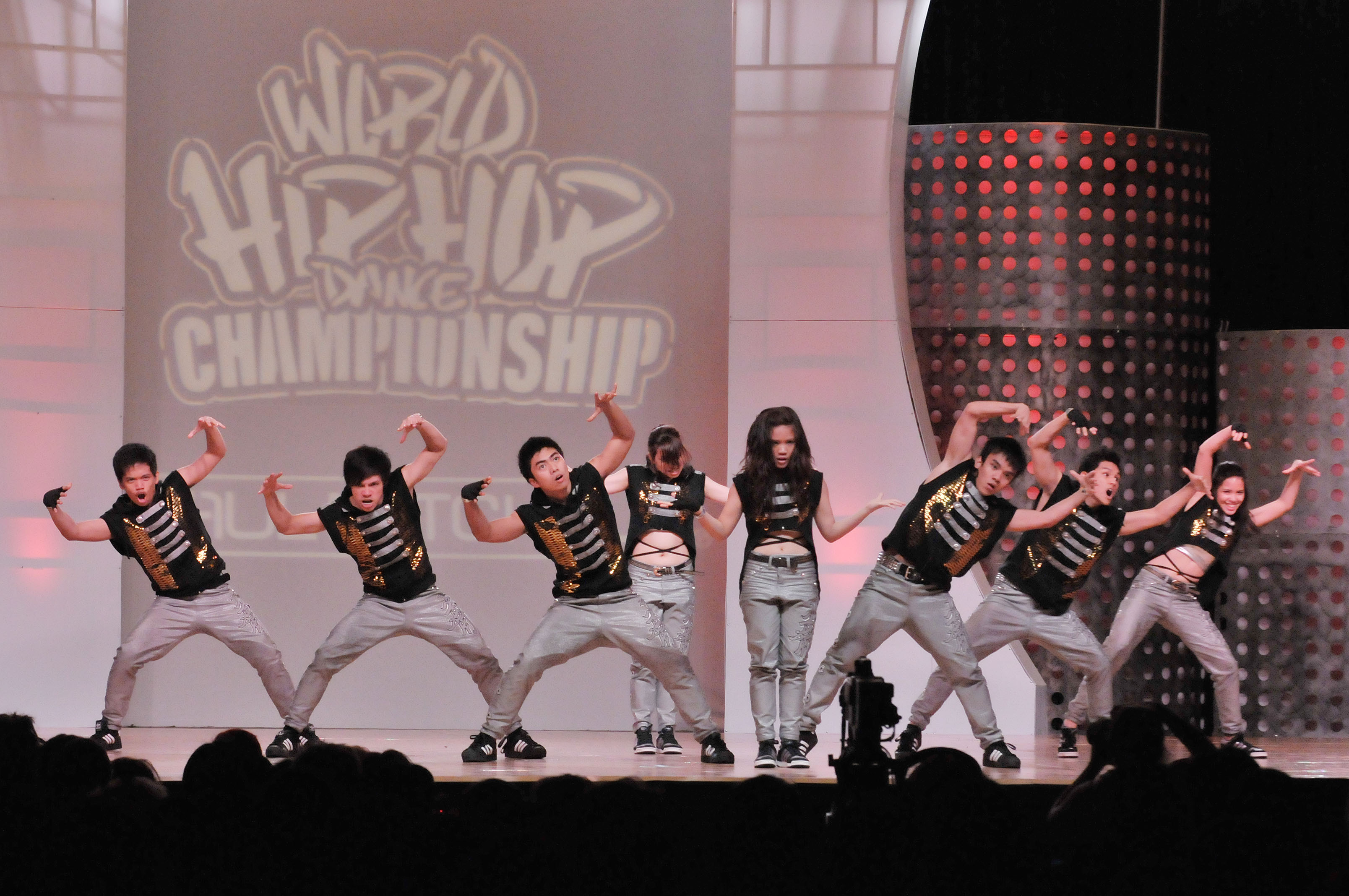 STEP UP. Local hip-hop groups have consistently been dominating various international competitions and exhibitions over the years. (Photo from Pacificrimvideo.com)