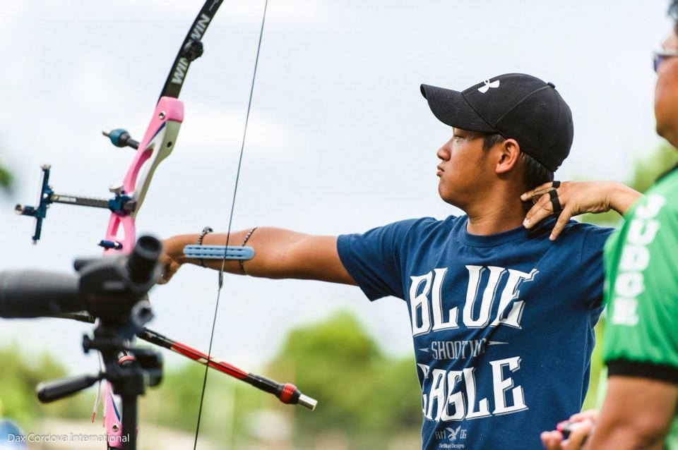 PRECISE AND ON POINT: Dranz Barbin excelled in this year’s National Outdoor Archery Championships. (PHOTOS BY DAX CORDOVA)