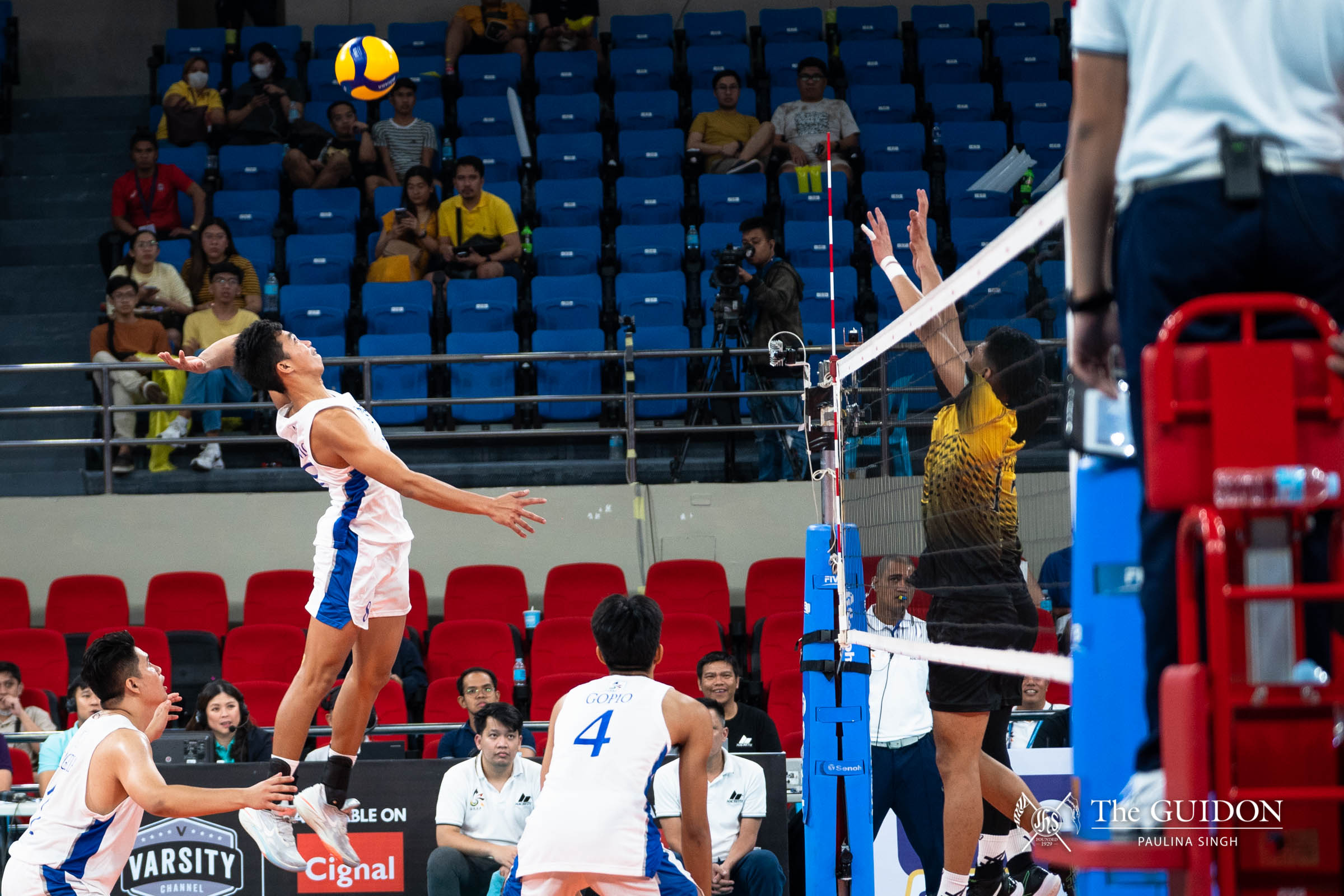 Ateneo blanks against UST, drops to 5-6 in the UAAP ladder